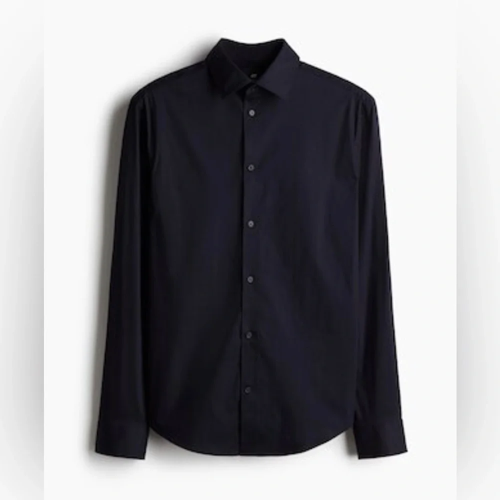 ✨ Black Slim-Fit Men’s Dress Shirt ✨ - Picture 3 of 3